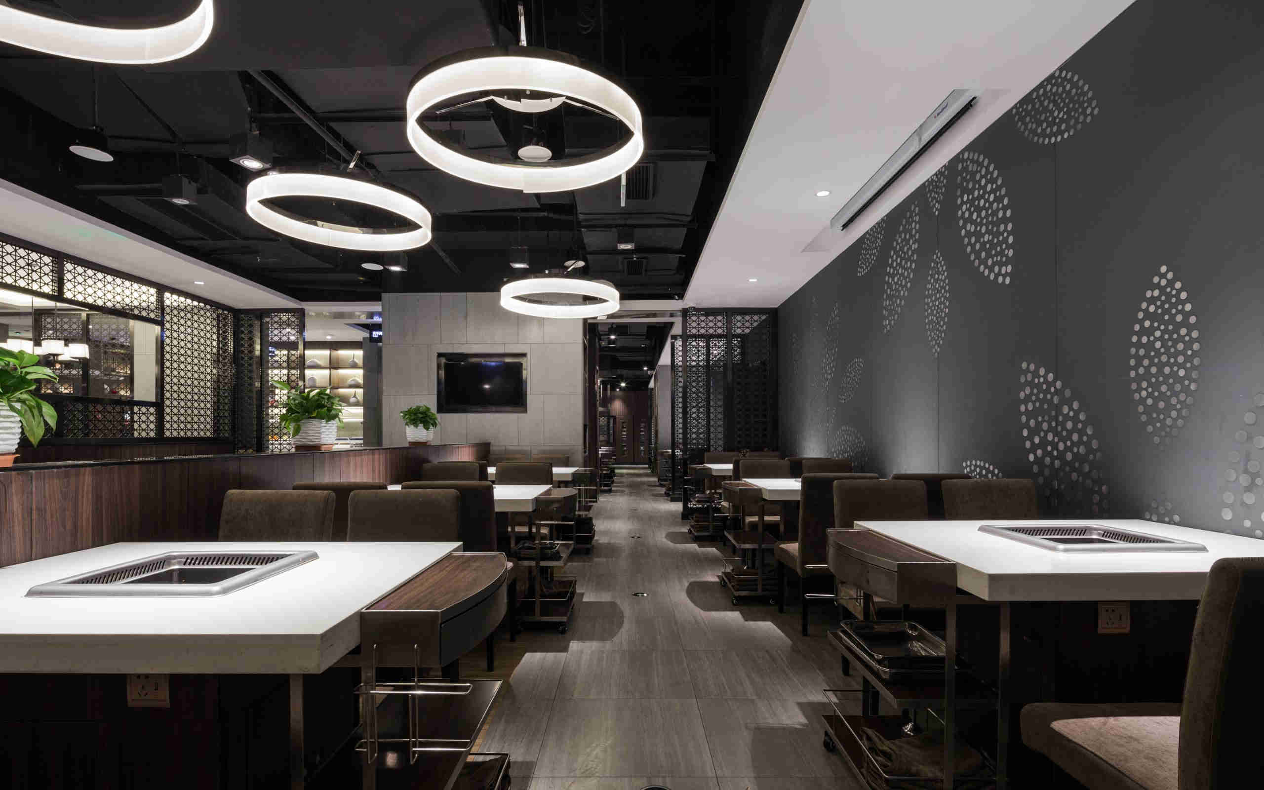 鄭州海底撈連鎖火鍋店裝修公司設(shè)計案例